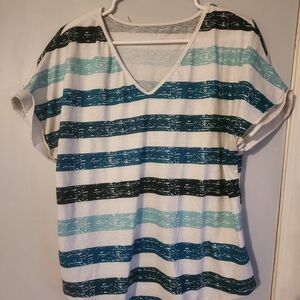 SHEIN White V-Neck Short Sleeve Tee with Teal and Dark Teal Stripes